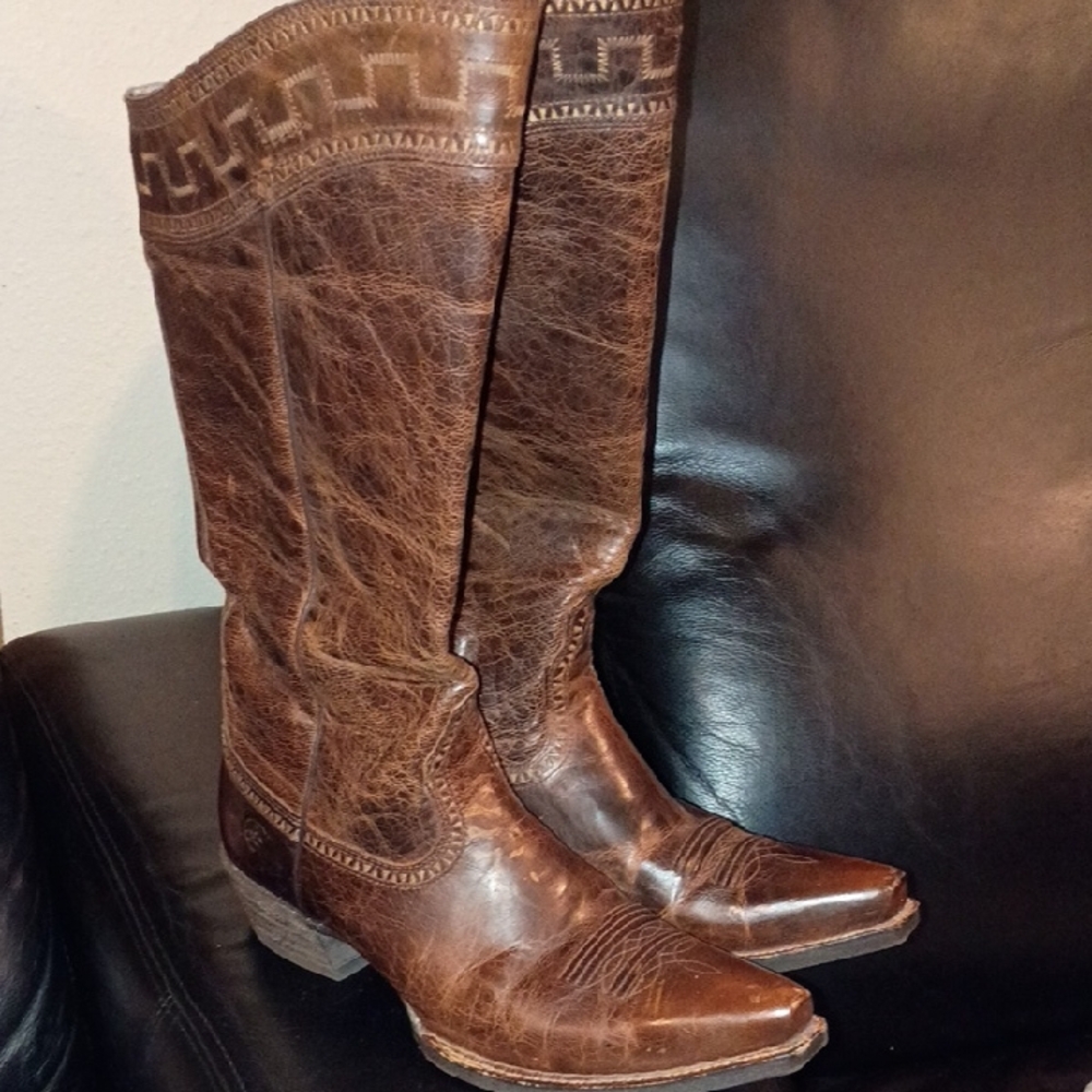 Ariat Sahara Boots